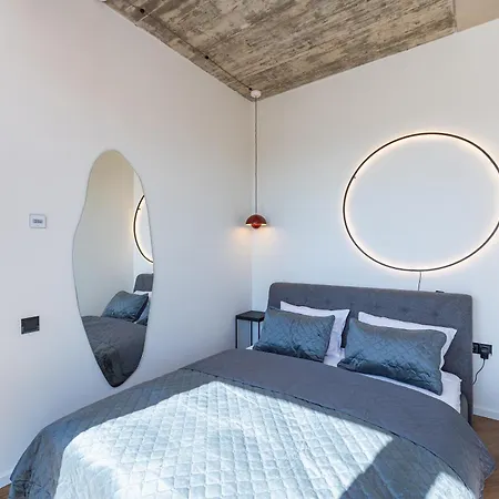 Panoramic View 1 Bd By Domvia דירה קובנה