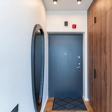 Panoramic View 1 Bd By Domvia *