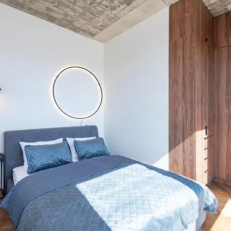 Panoramic View 1 Bd By Domvia דירה קובנה