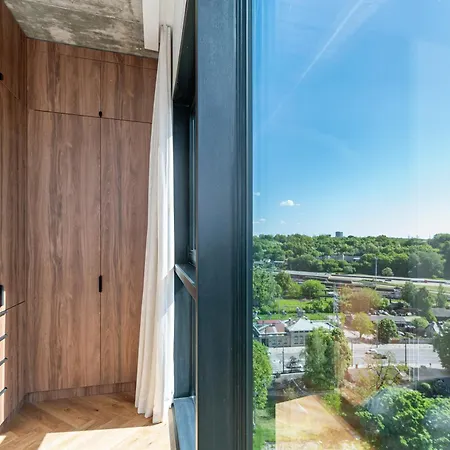 Panoramic View 1 Bd By Domvia Апартаменты *