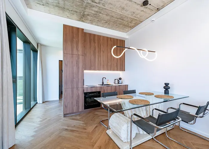 Panoramic View 1 Bd By Domvia *